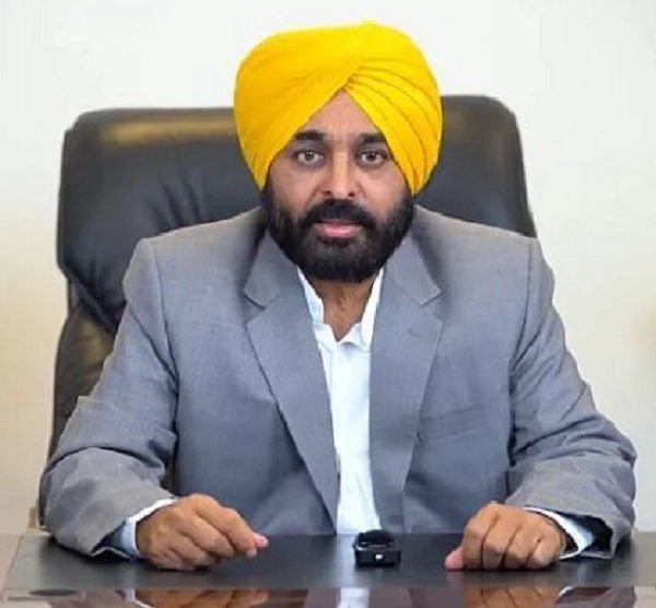 सीएम भगवंत मान का बड़ा खुलासा, बोले-विरोधी नेता चालाक तरीकों से मुख्यमंत्री के निवास पर कब्जा करने की कर रहे Big revelation by CM Bhagwant Mann - Hindi News Express