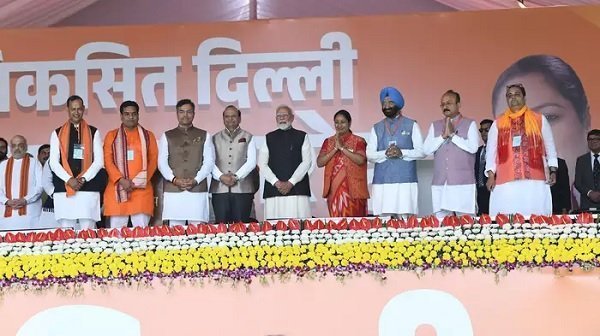 दिल्ली में विभागों का बंटवारा, जानें किस मंत्री को काैन-सी जिम्मेवारी मिली Division of departments in Delhi - Hindi News Express