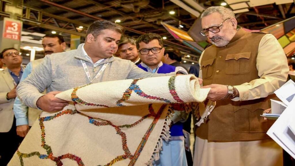 भारत टेक्स 2025: भारत मांडपम में भव्य आगाज, 17 फरवरी तक चलेगा आयोजन Union Minister of Textiles Giriraj Singh - Hindi News Express