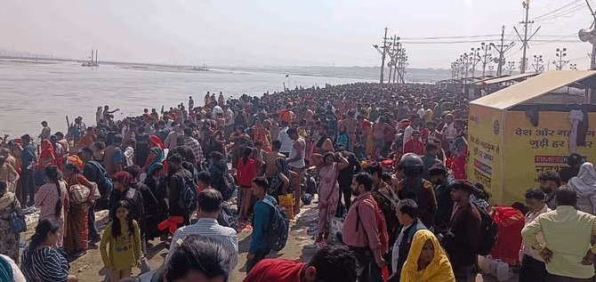 प्रयागराज जाने वाले ध्यान दें, भीड़ के कारण संगम स्टेशन बंद attention for prayagraj - Hindi News Express