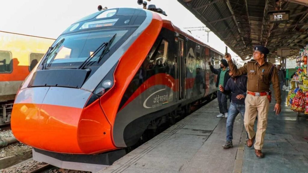 कश्मीर में वंदे भारत ट्रेन की शुरुआत, यात्रियों के लिए शानदार अनुभव vande bharat express kashmir - Hindi News Express