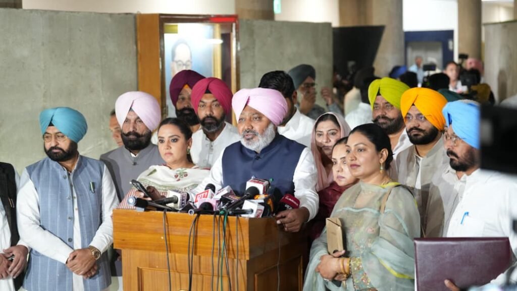 41034186 9e7c 4759 a44d 8bb3e7149937 - Hindi News Express