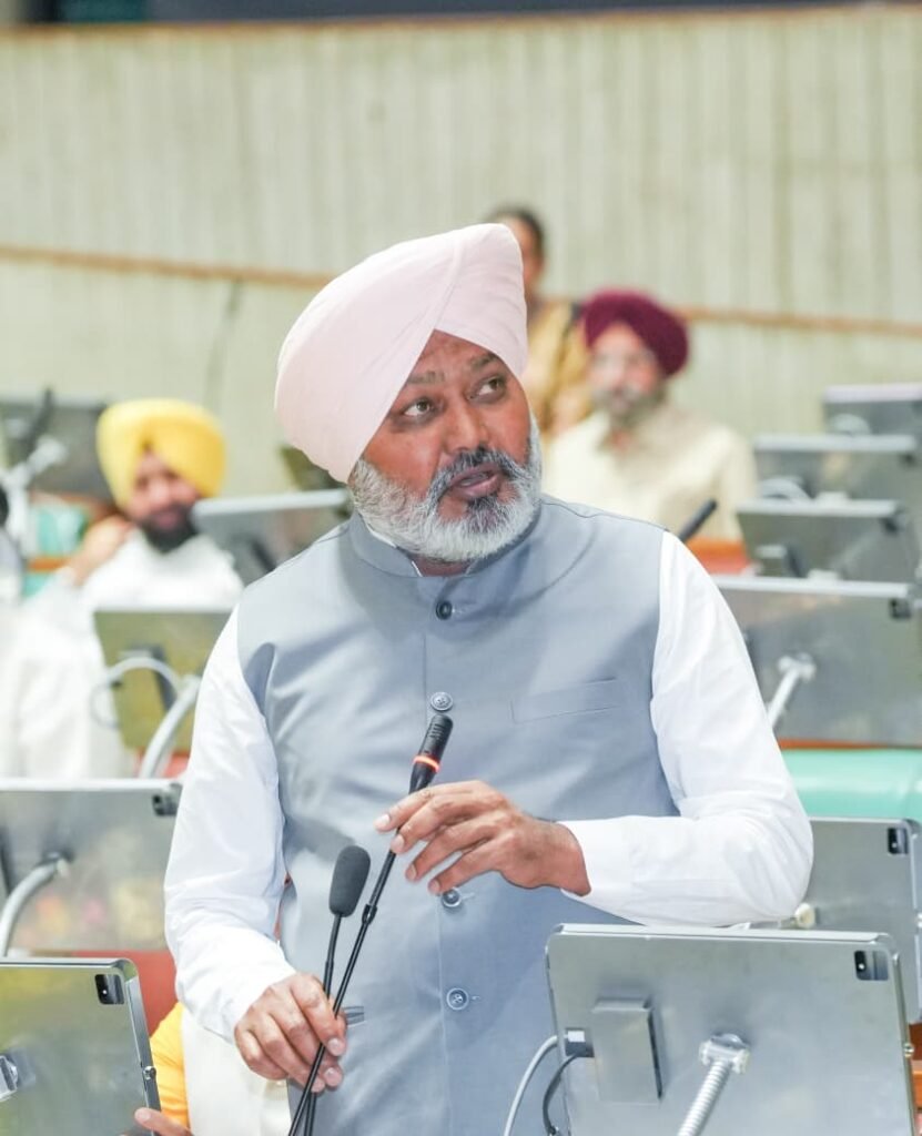 a6a84b9d 968f 45cf b1ed 13d8ff18cb0f - Hindi News Express