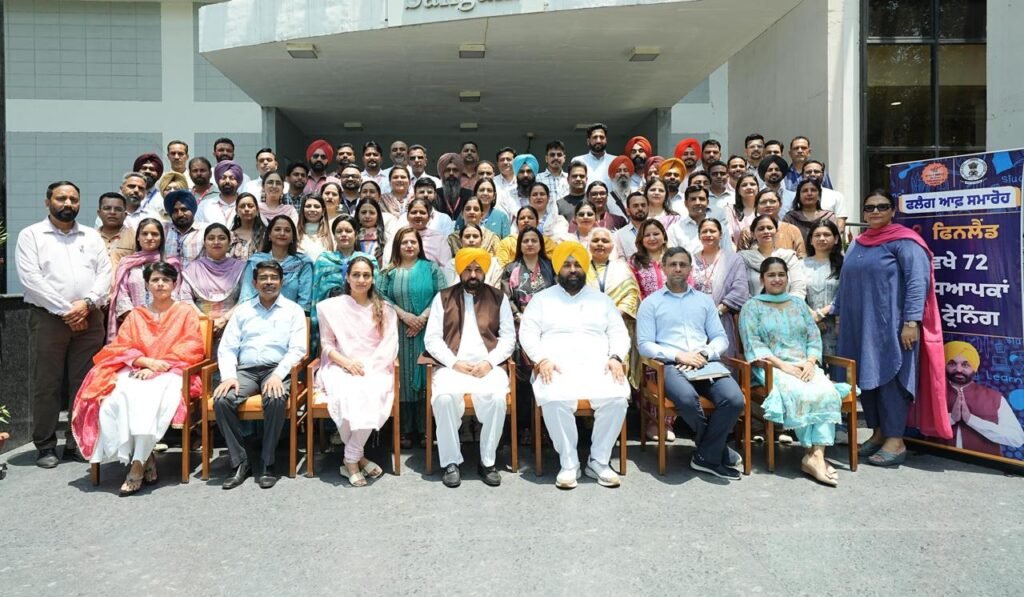 पंजाब के सरकारी स्कूलों के 72 शिक्षकों का प्रतिनिधिमंडल प्रशिक्षण के लिए फिनलैंड रवाना, भगवंत मान सरकार की ‘शिक्षा क्रांति’ को और मजबूती मिलेगी भगवंत मान