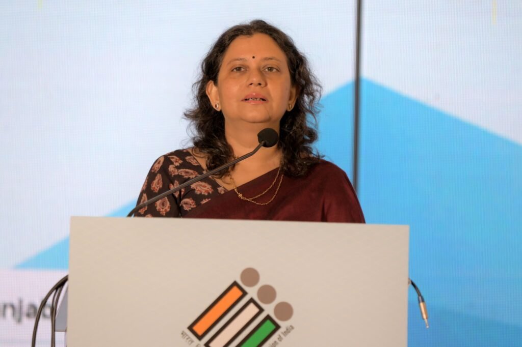 मुख्य चुनाव अधिकारी अनिंदिता मित्रा