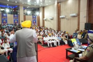  'सूरमे' के रूप में किया सम्मानित