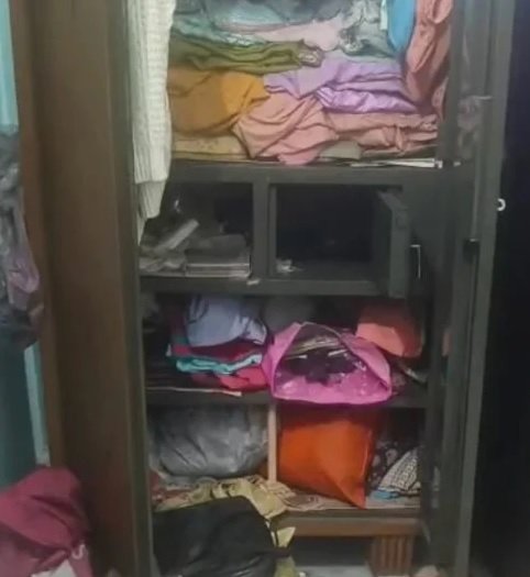 जालंधर के राउवाली में हथियारबंद लुटेरों का धावा, महिला को बंधक बनाकर 5 लाख नकद और 22 तोले सोना लूटा Untitled 12 - Hindi News Express