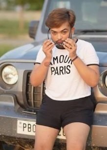 सोशल मीडिया इन्फ्लुएंसर और मेकअप आर्टिस्ट Mad Sandhu पर फायरिंग, अस्पताल ले जाते समय हुई मौत Untitled 2 - Hindi News Express